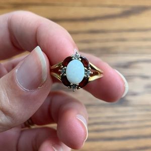 10k Gold Opal Ring